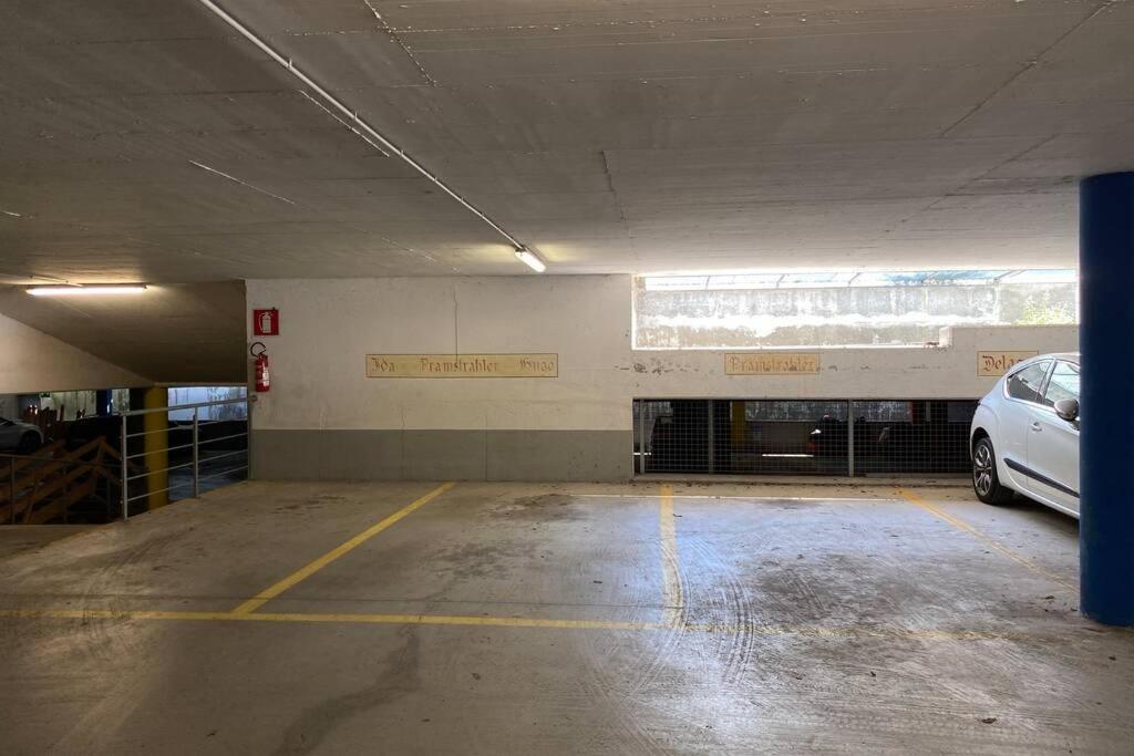 Grosse Wohnung Mit Garagenparkplatz Fiè Eksteriør billede